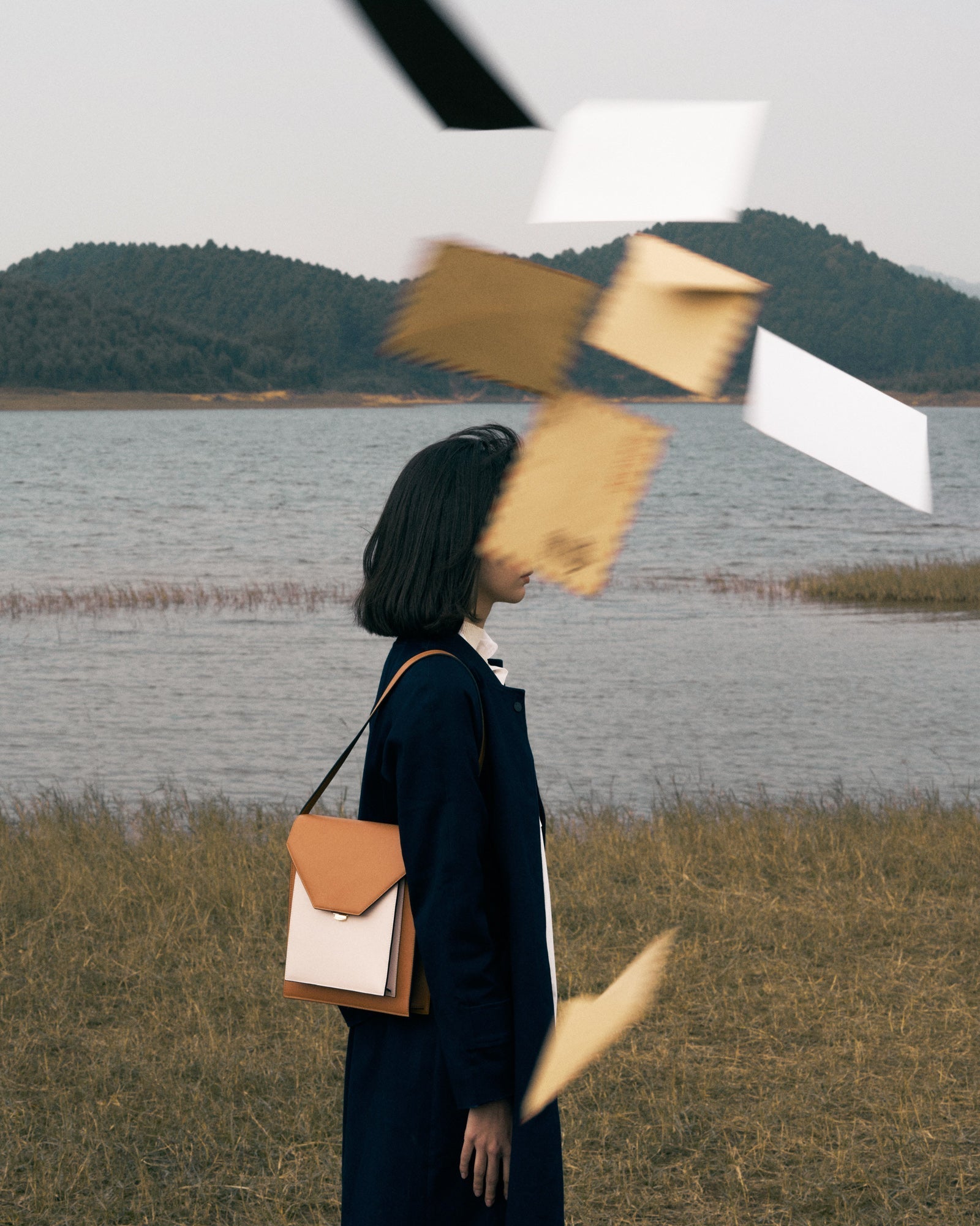 Cedar Bag â€?BLACK & OAT