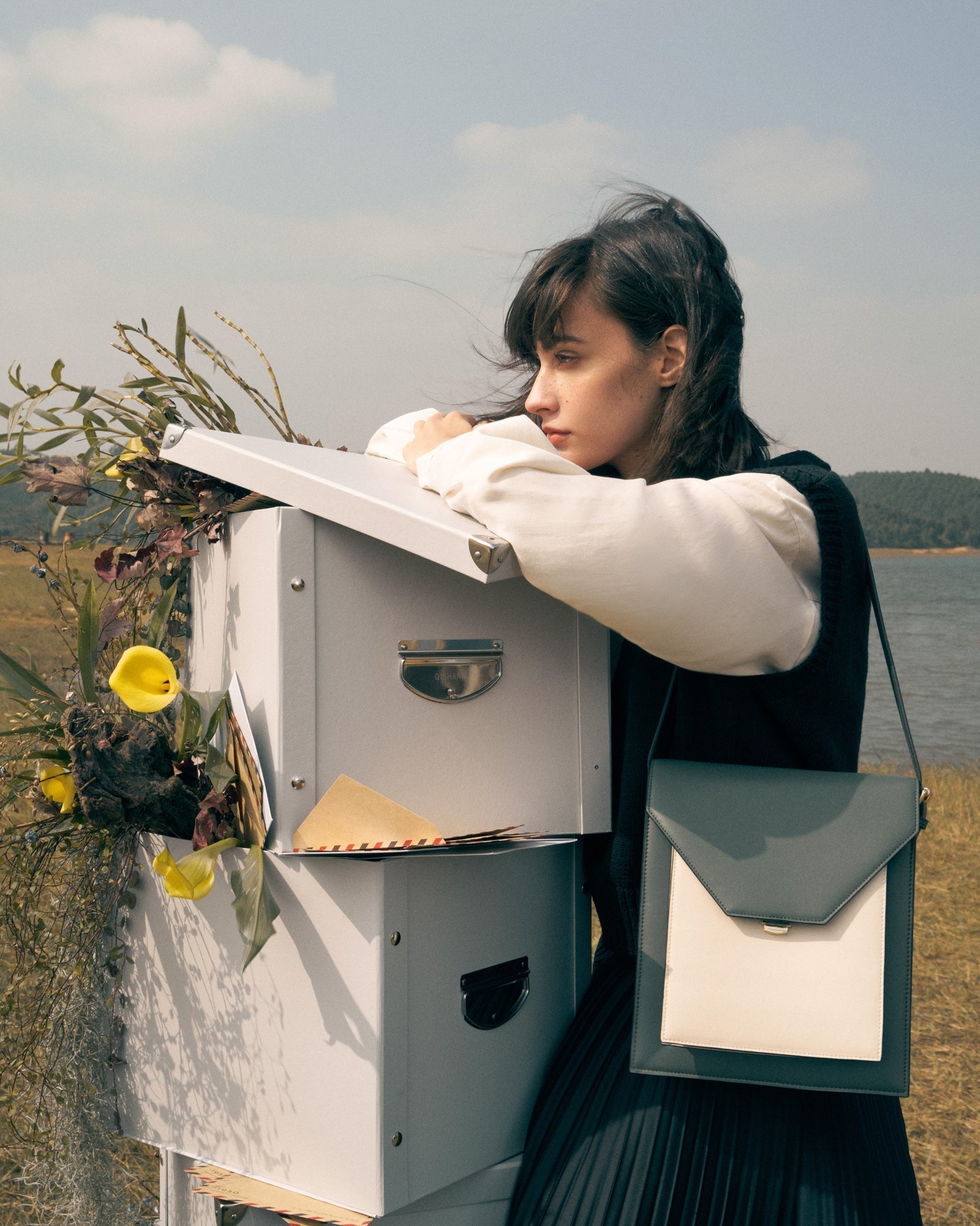 Cedar Bag â€?CARAMEL & OAT