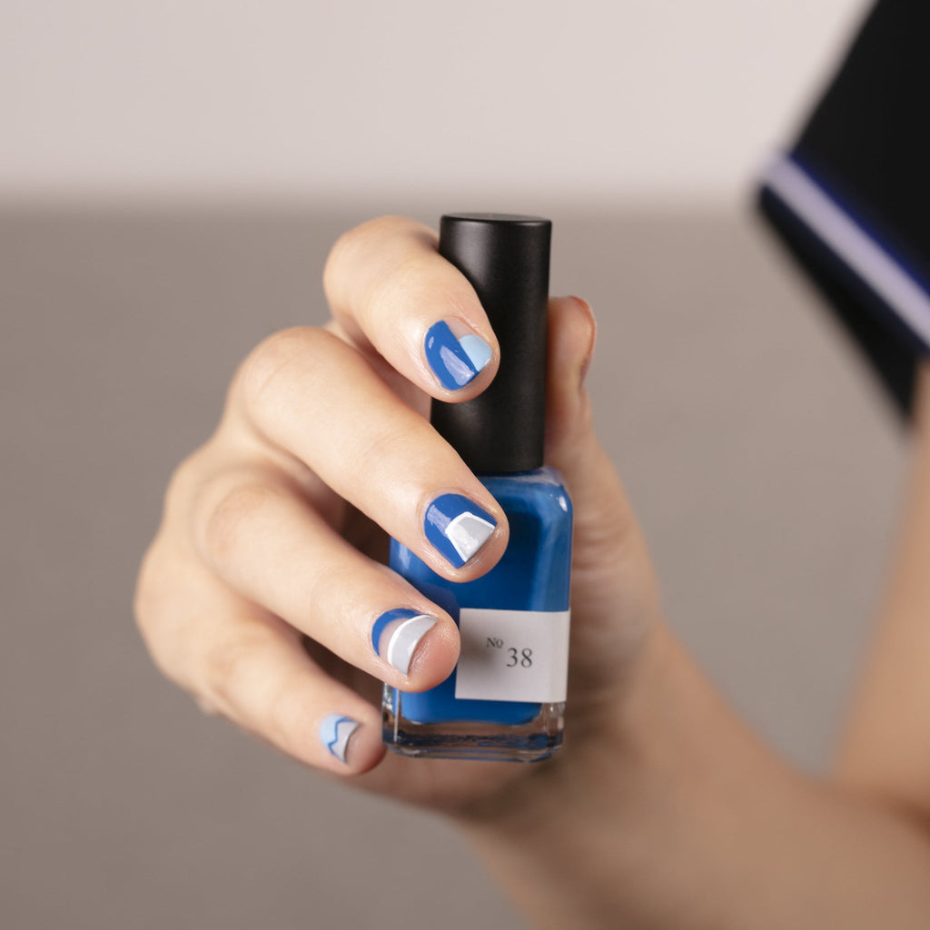 No.38 Medium azure blue