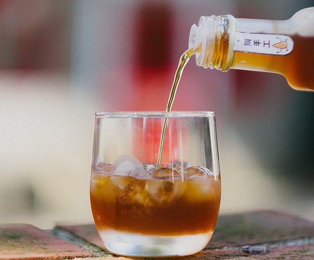 Green Plum and Black Date Vinegar 250ml