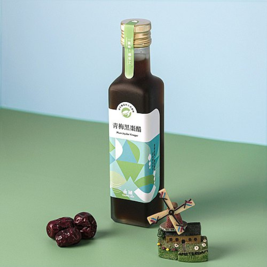 Green Plum and Black Date Vinegar 250ml