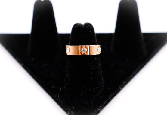 Radiant Rose Gold Gem Ring â€?Elegant Gemstone Statement Ring for Women