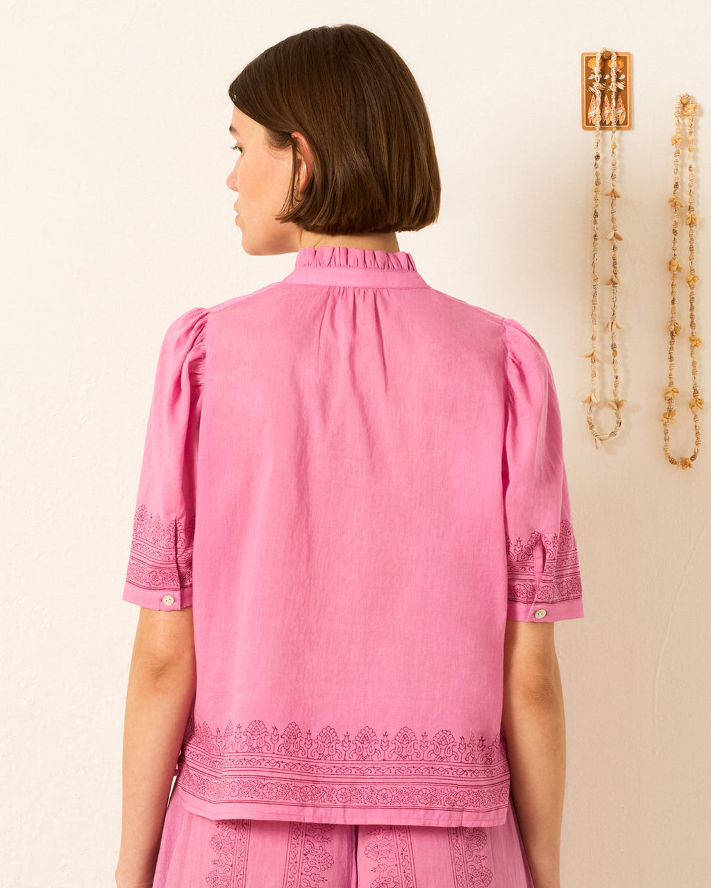 Winn Fuchsia T Winn Fuchsia Til Pink