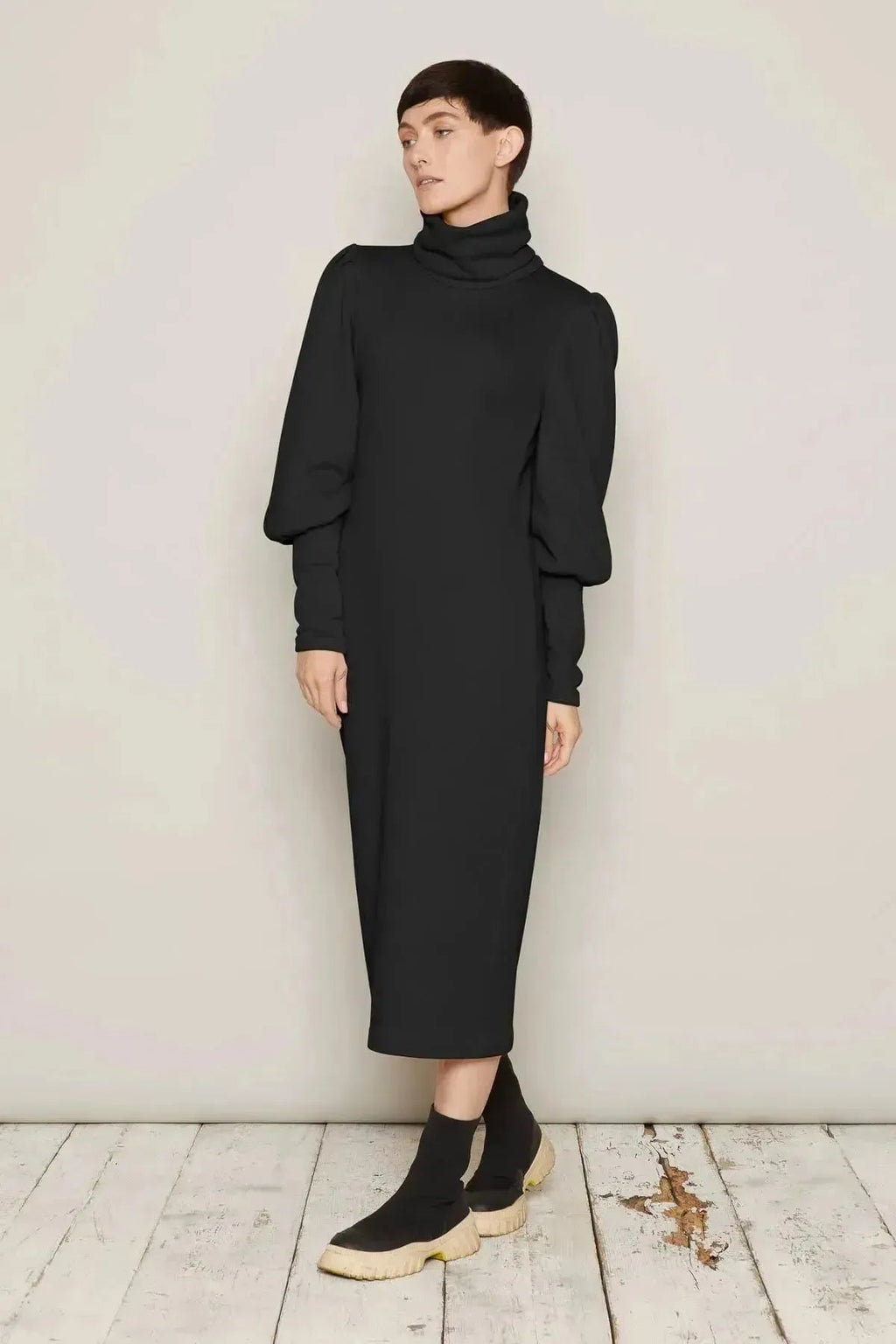 Brynja Dress (Black)