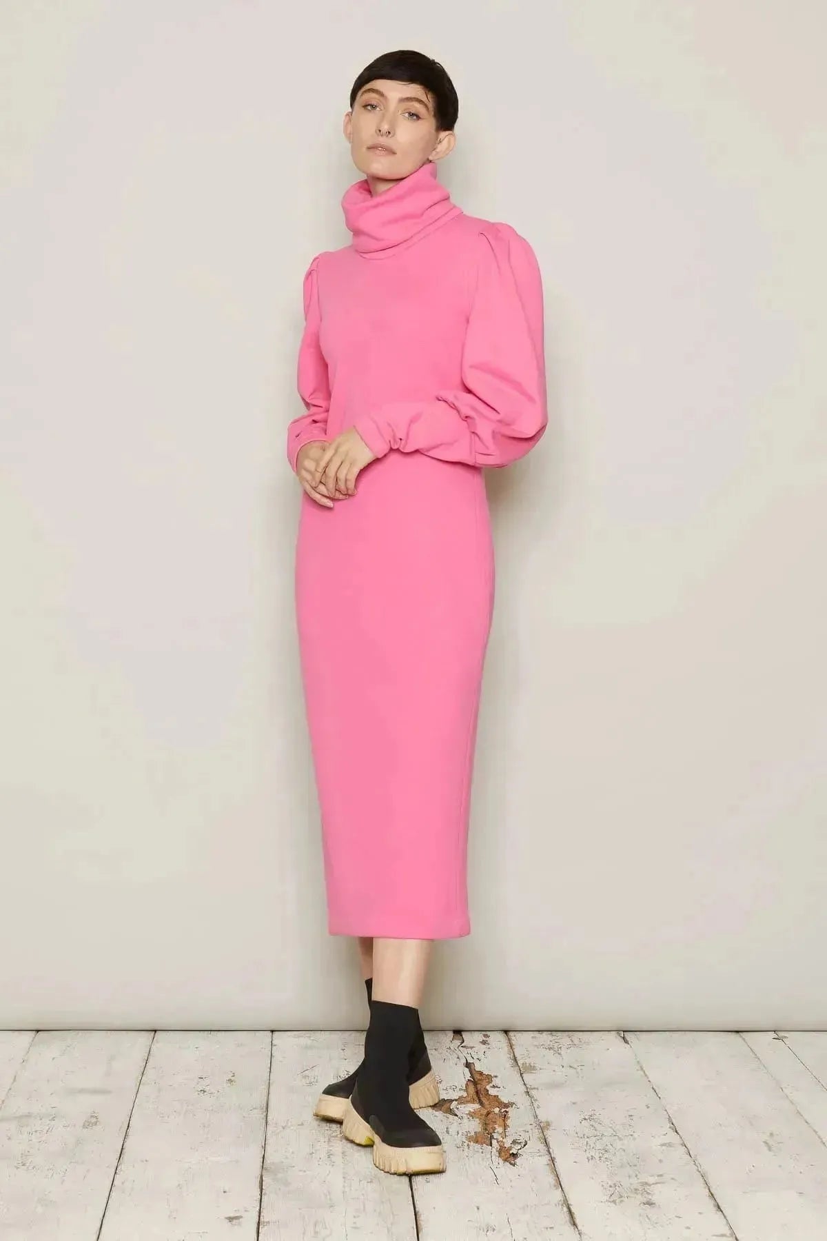 Brynja Dress (Pink)
