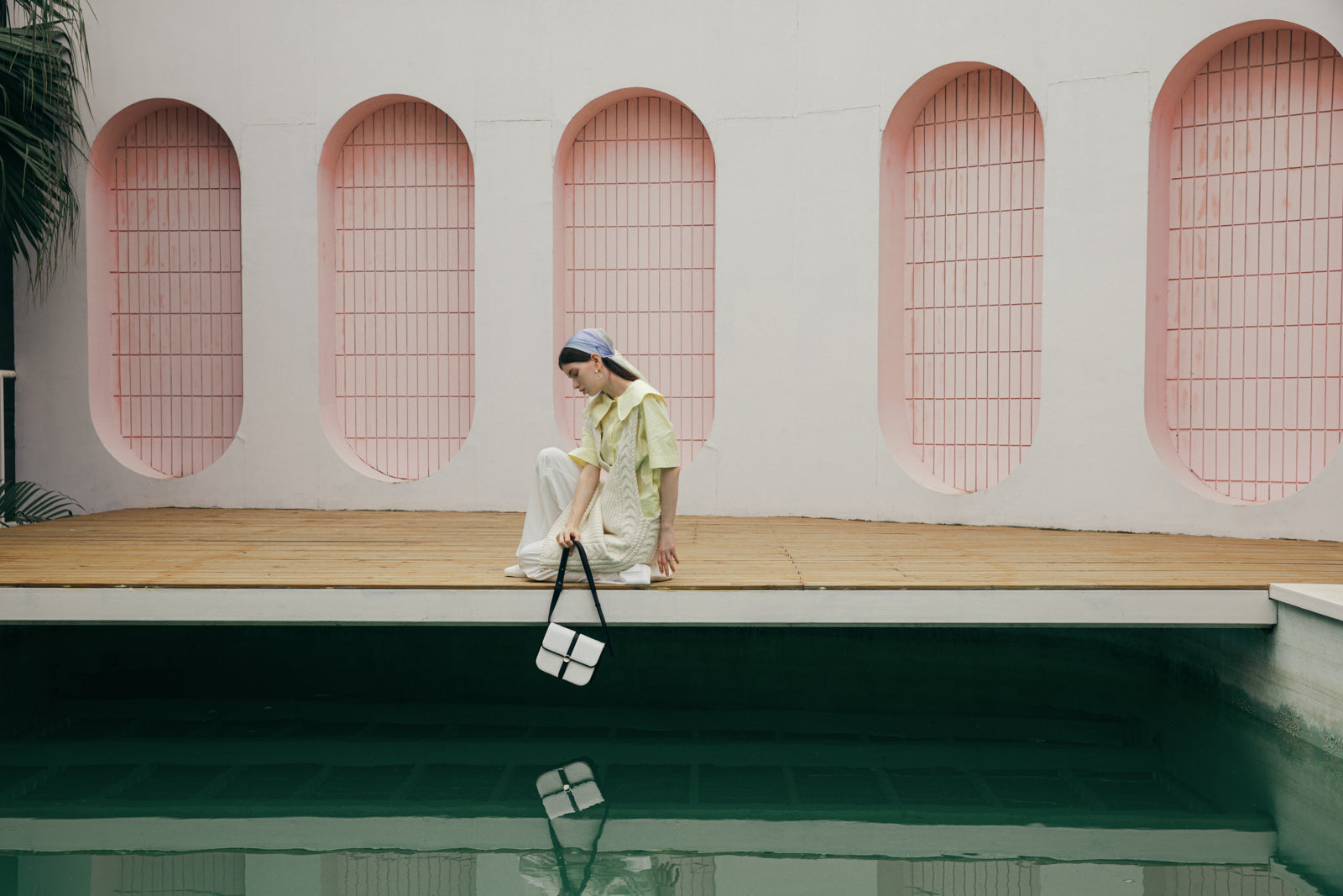 Hay Square Bag â€?BLACK