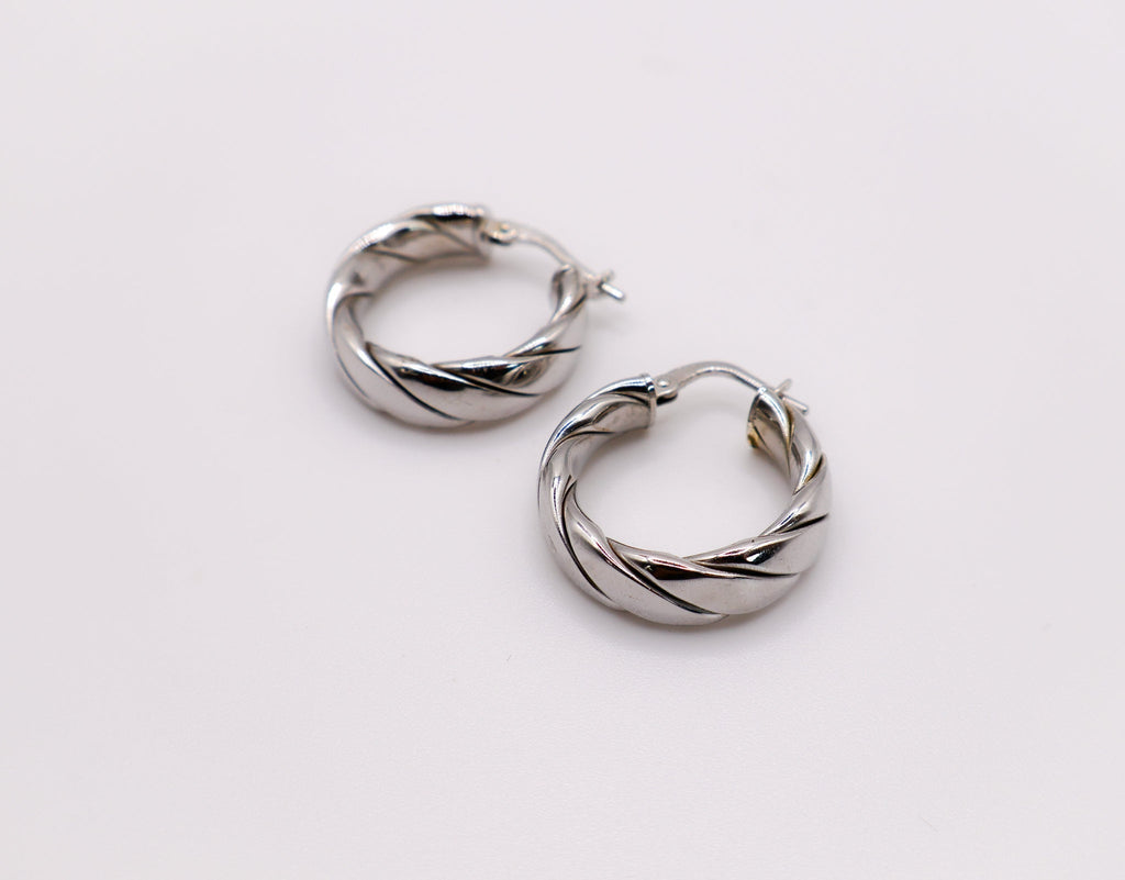 Italian Twisted Texture Silver Hoop Earrings â€?Elegant Women's Jewelry