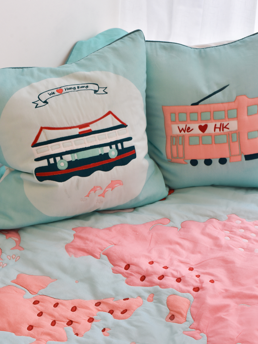 Pink Tram - Cotton Cushion Cover - We Love Hong Kong｜Kids Cushion