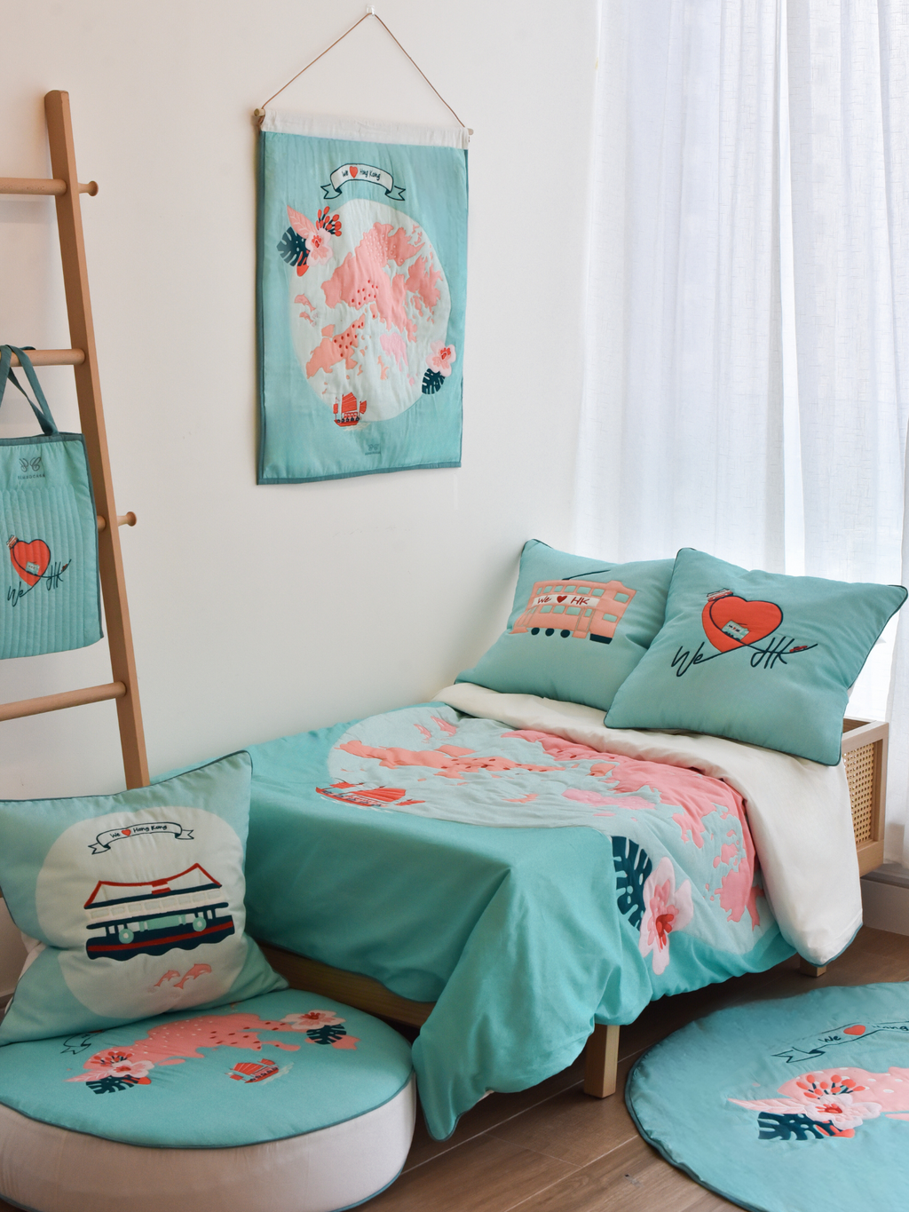 Pink Tram - Cotton Cushion Cover - We Love Hong Kong｜Kids Cushion