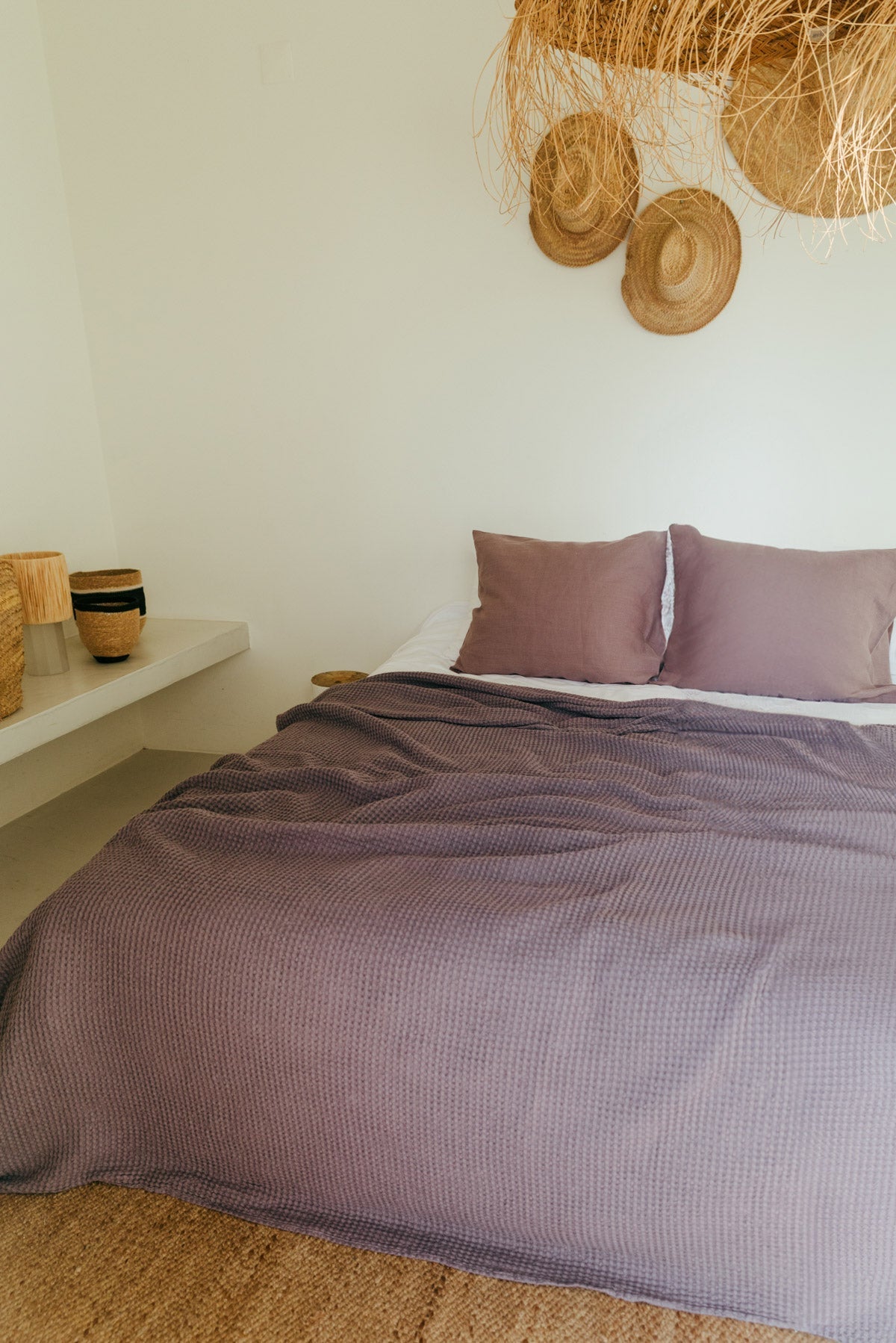 Linen waffle bed throw in Dusty Lavender