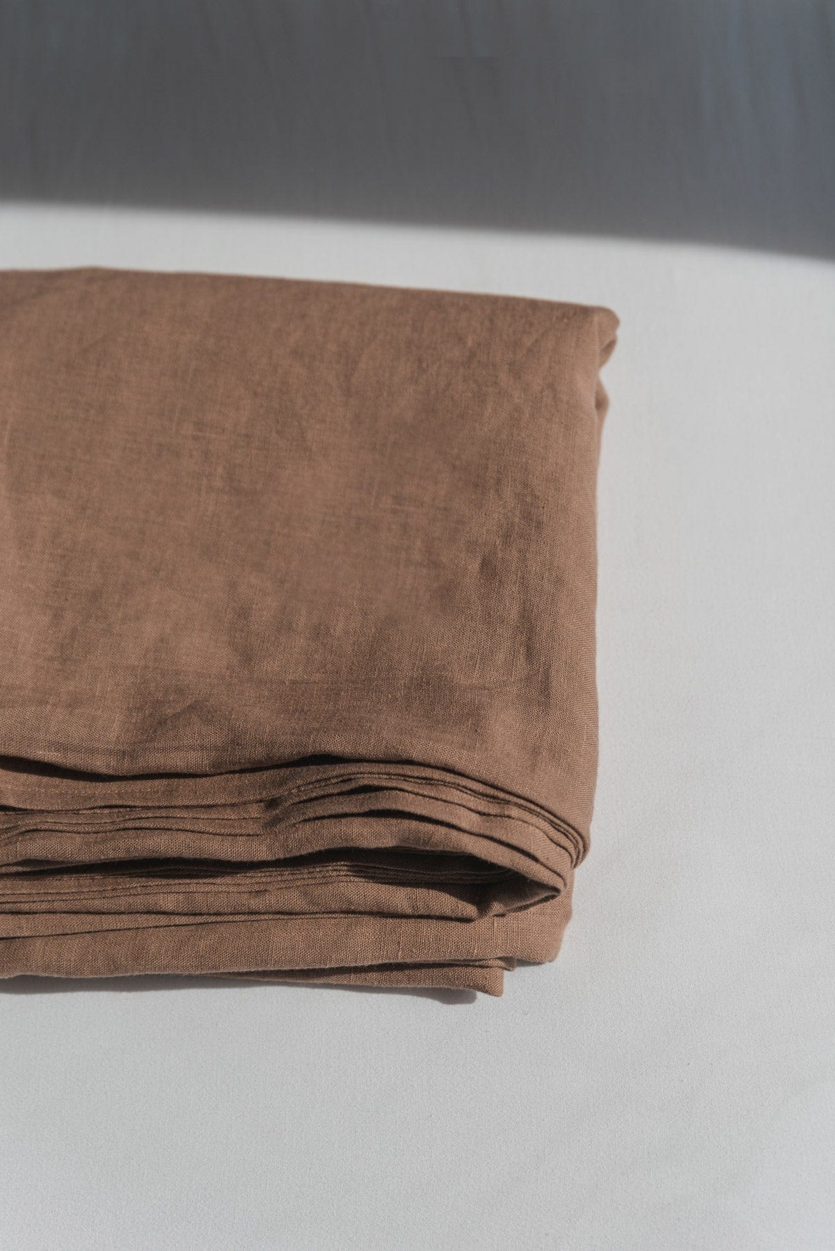Linen sheets set in Rosy Brown