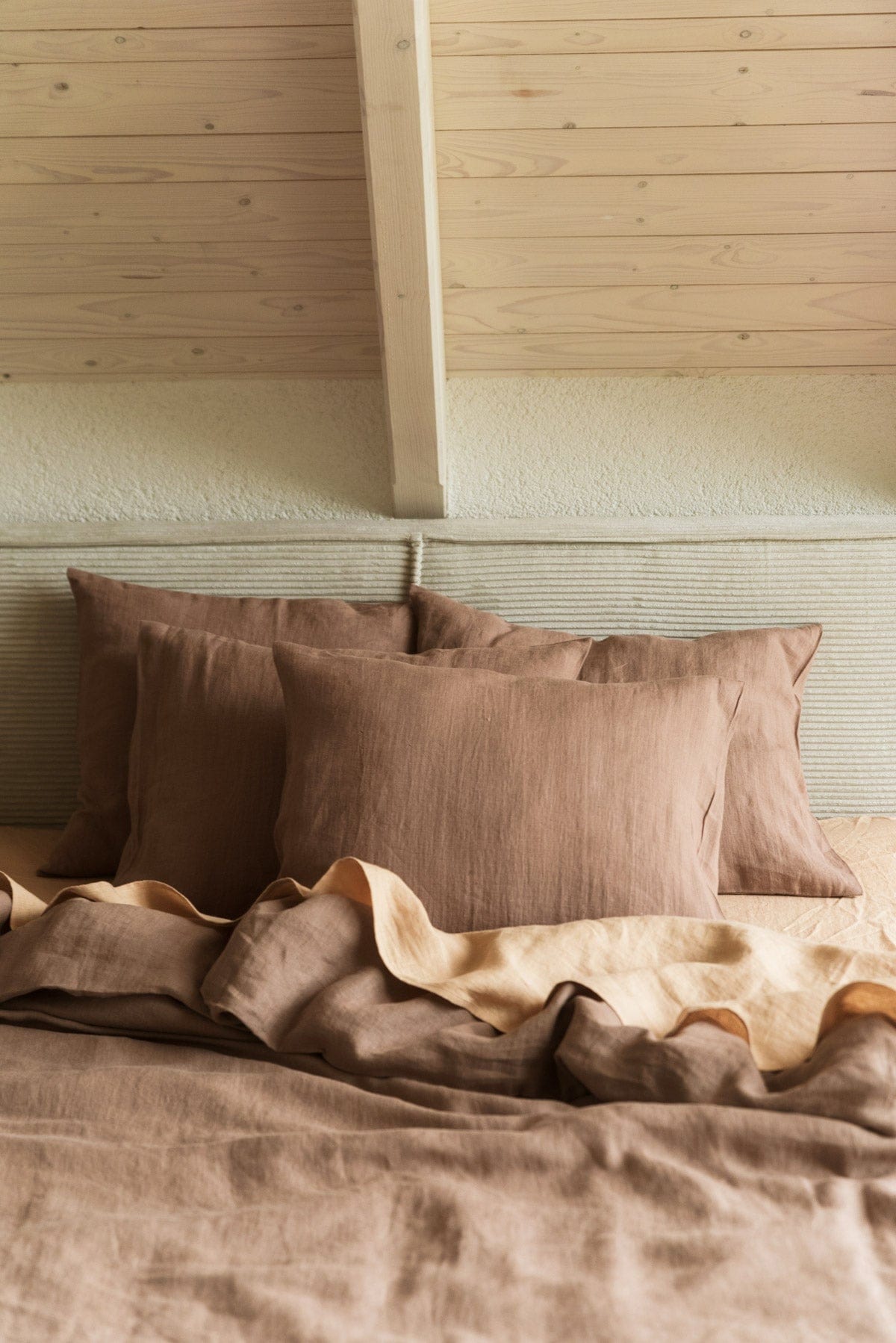 Linen duvet cover in Rosy Brown