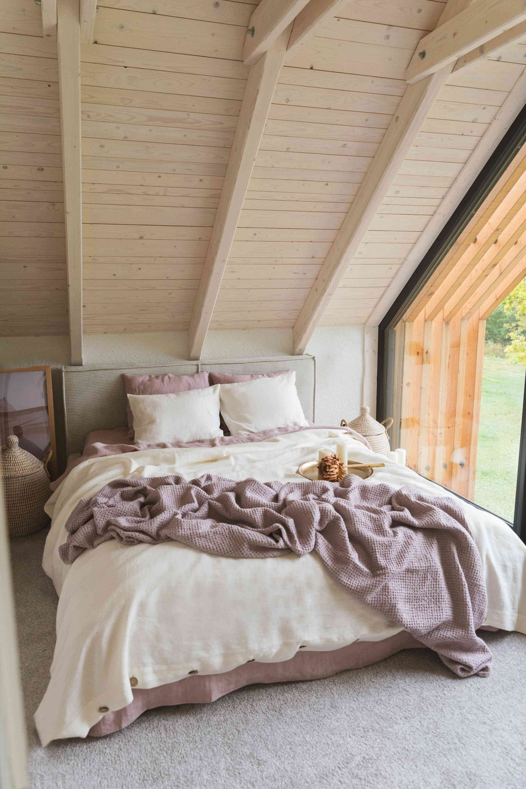 Linen waffle blanket in Dusty Rose