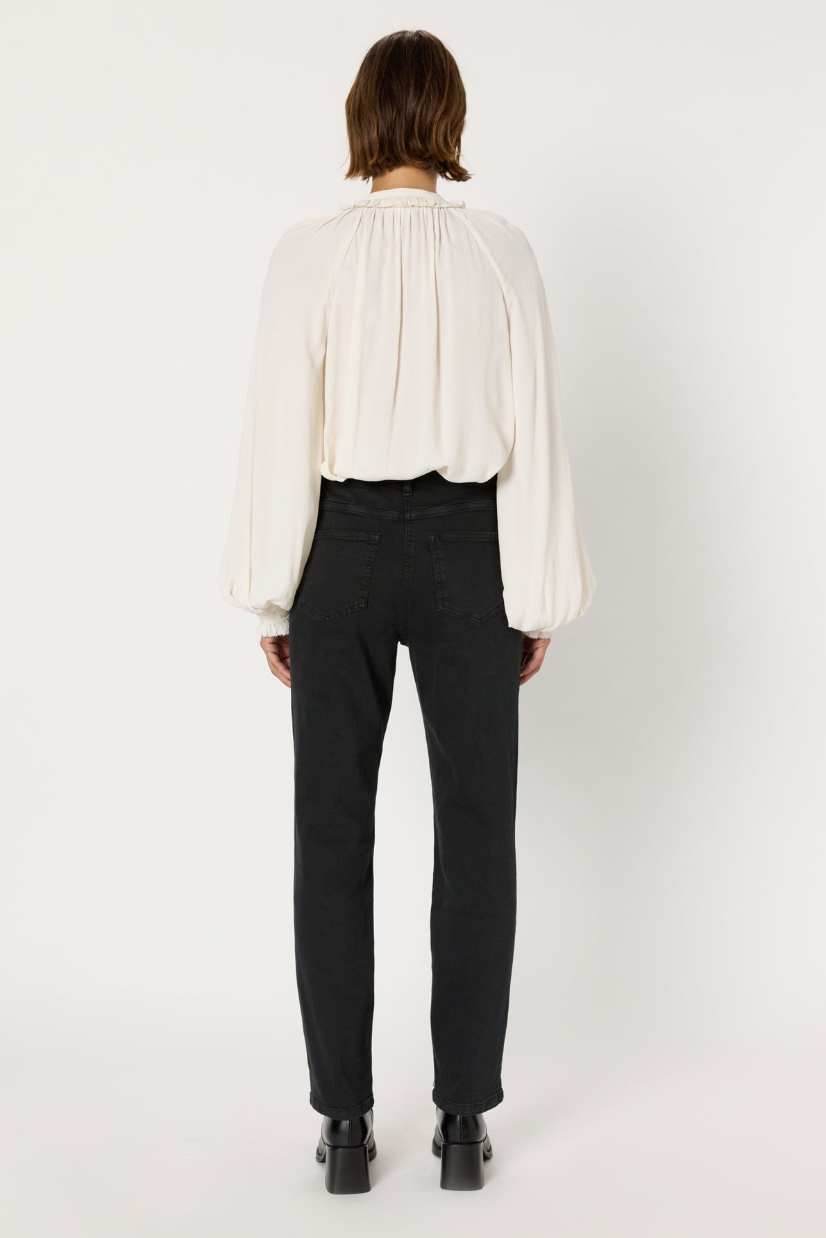 Jean Carmen Dcp31c107 Black