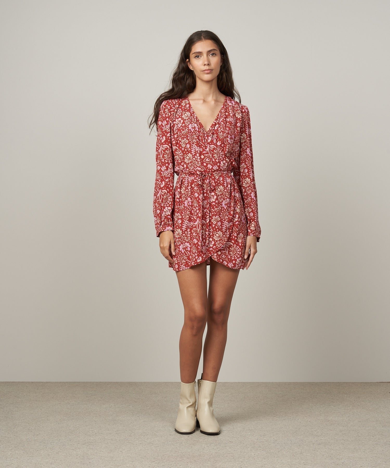 Dress Roll Barq551 02-Brick-Red