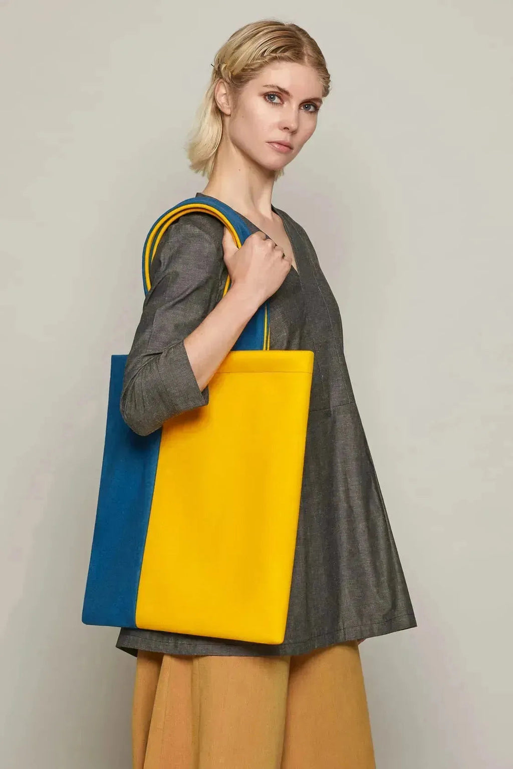 Helianthus Bag (Blue & Yellow)