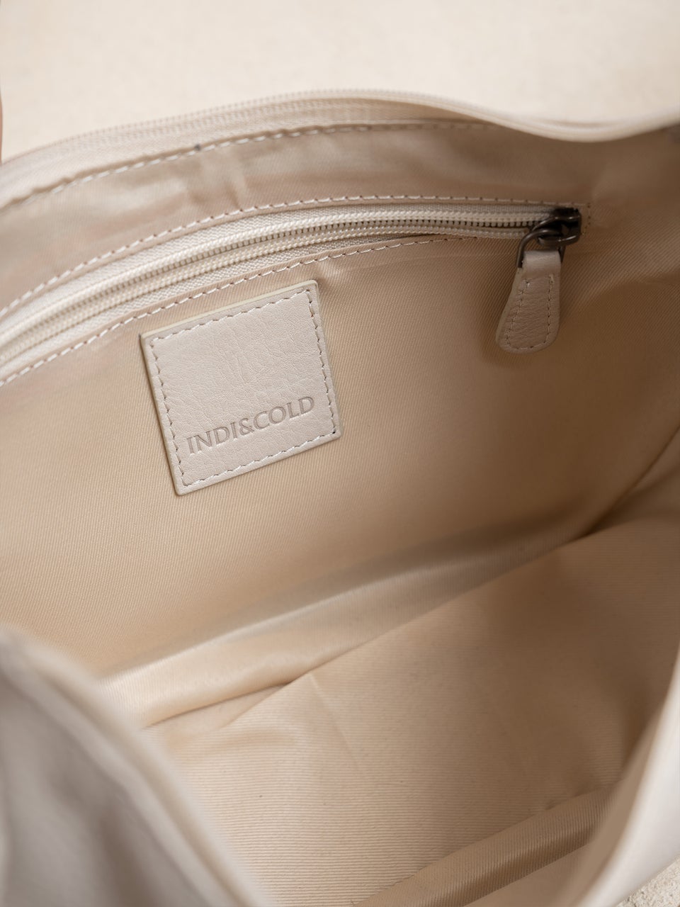 Half Moon Leather Ba Kc731 Crudo