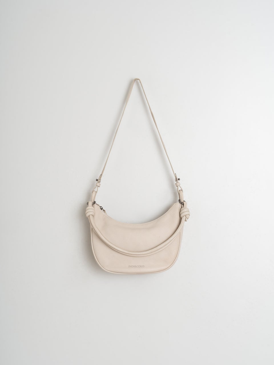 Half Moon Leather Ba Kc731 Crudo