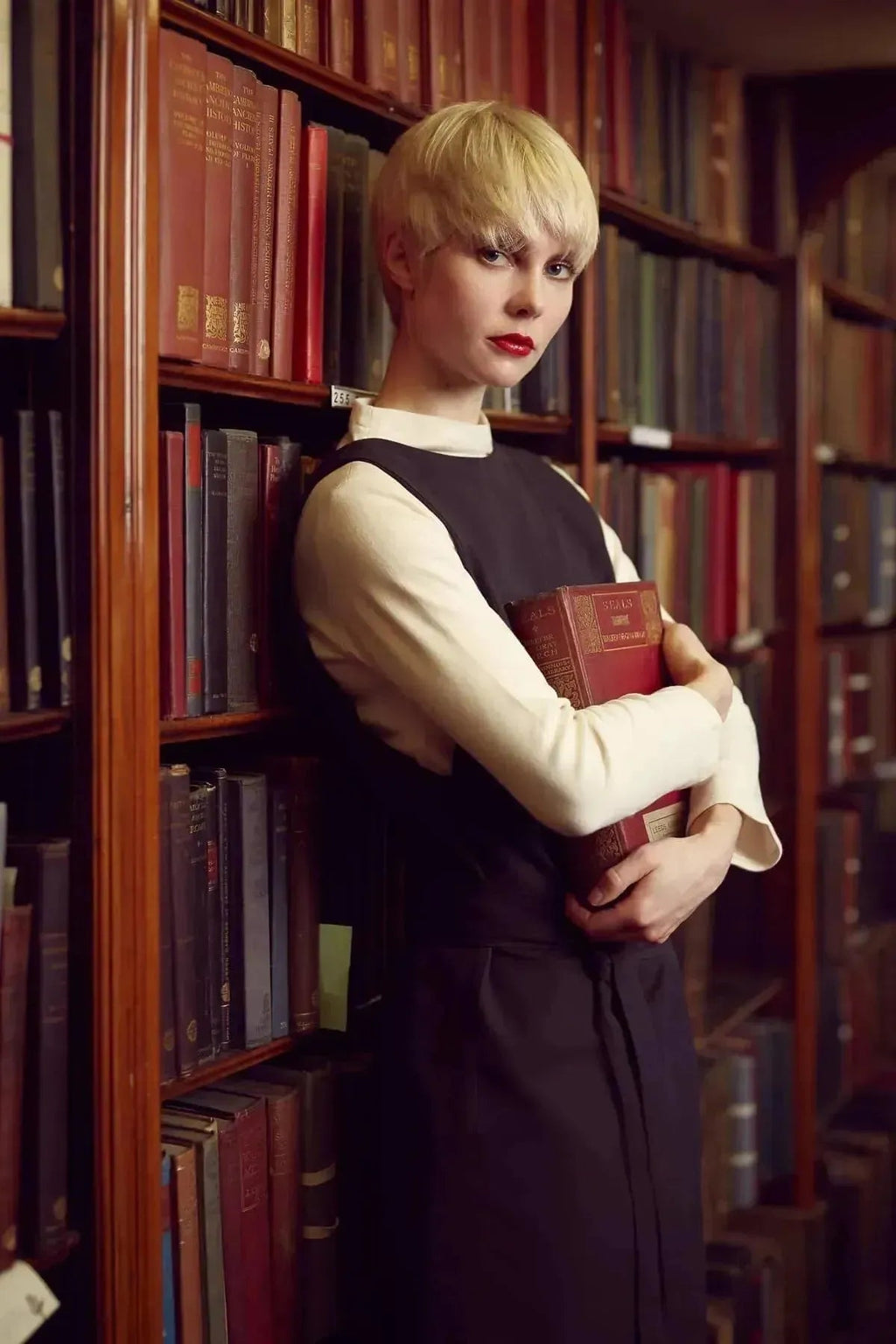 Isabelle Dress (Black)