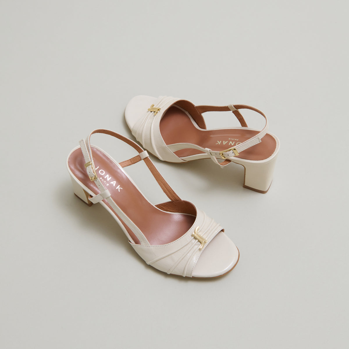 088- Victi Cuir Brillant Ecru