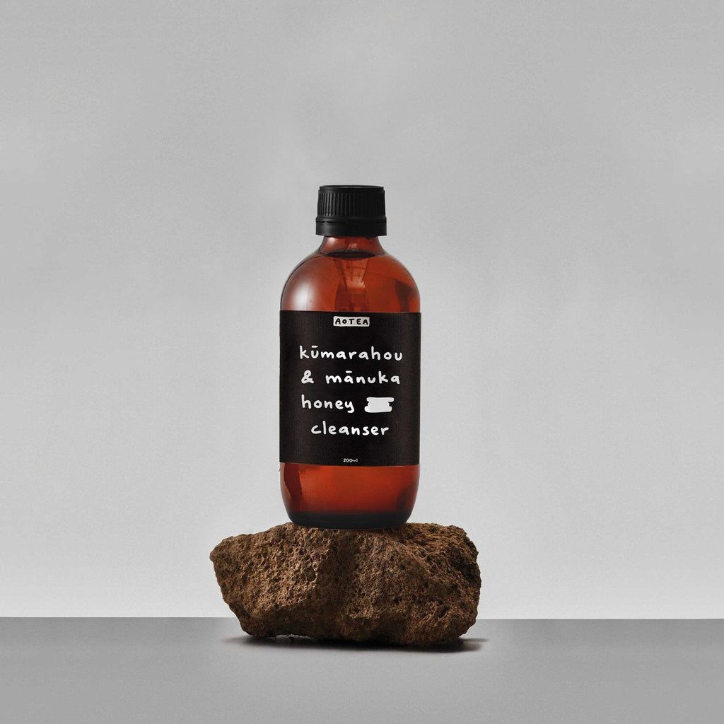 Kamarahou And Manuka Honey Cleanser 200ml