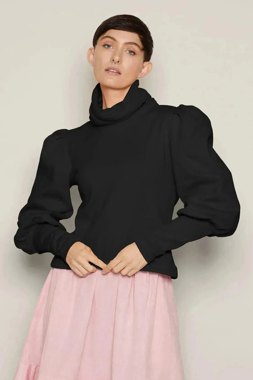 Logi Jumper (Black)
