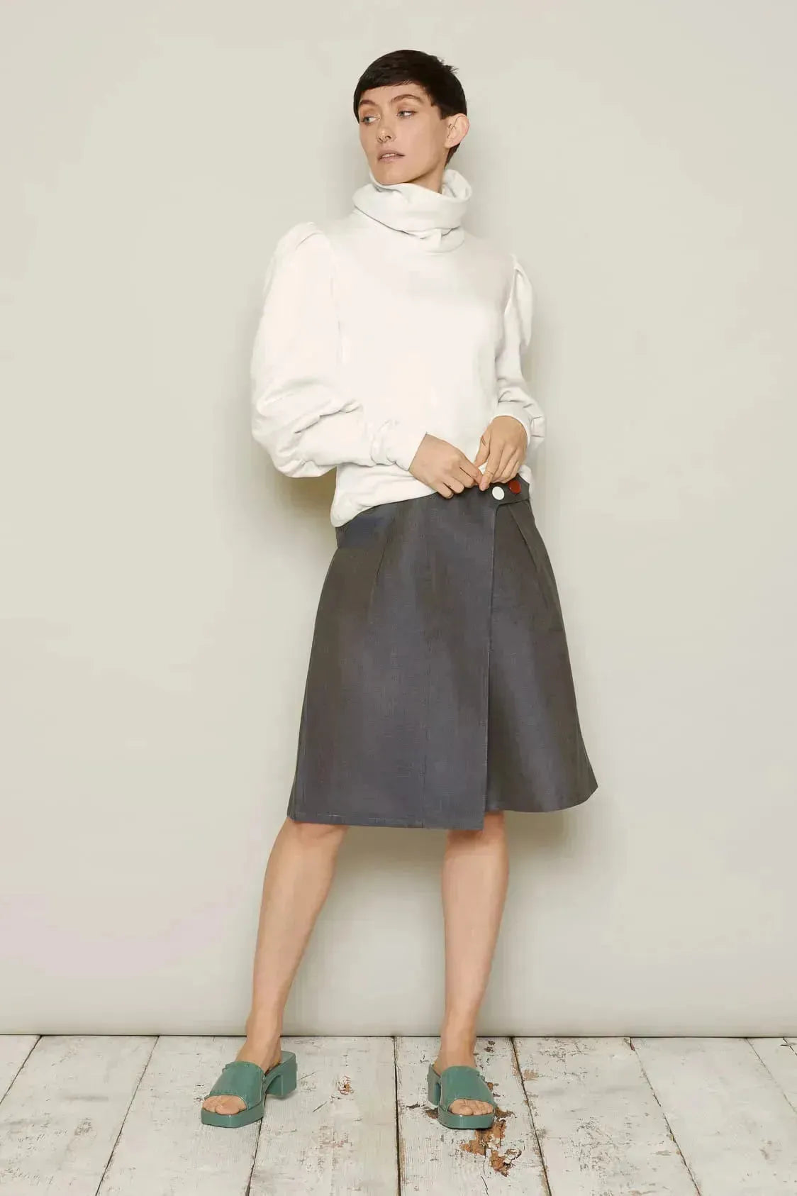 Logi Jumper (White)