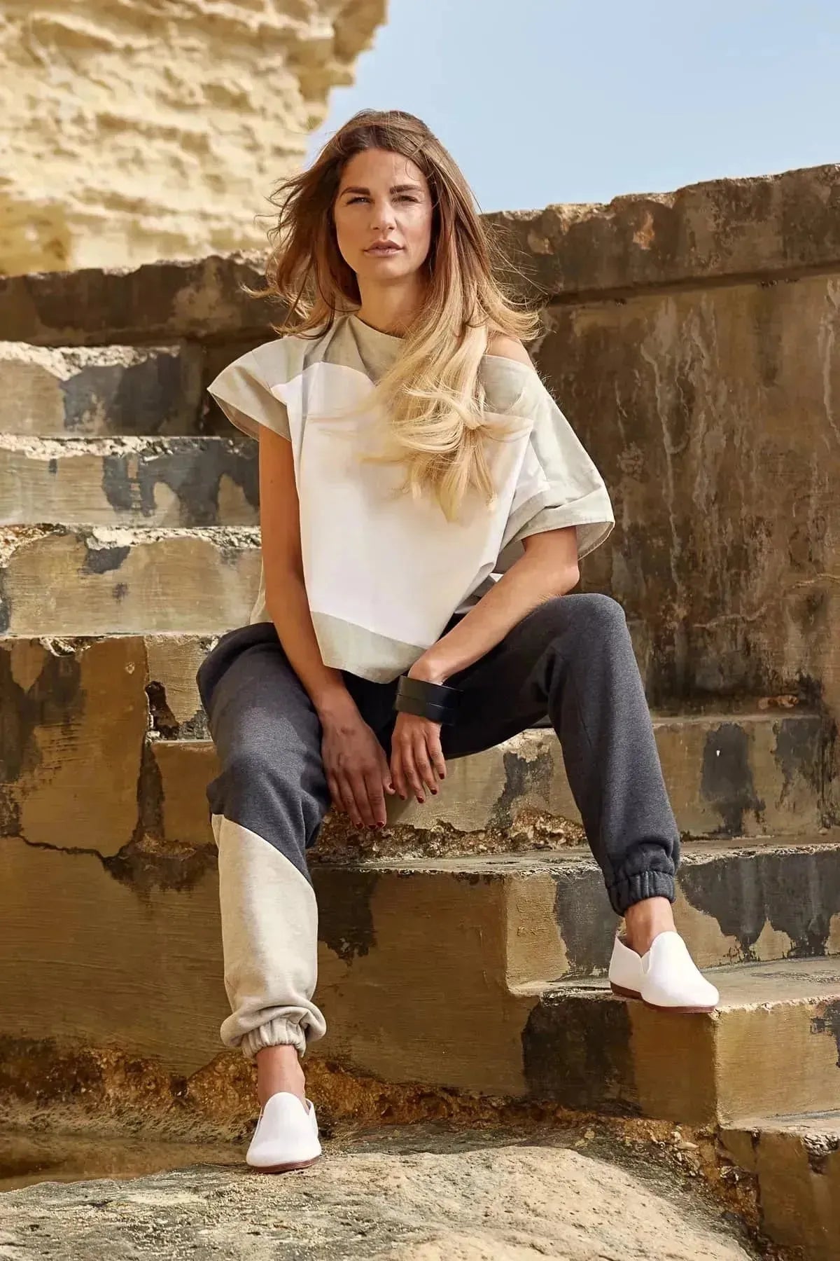 Luna Top (White and Beige)