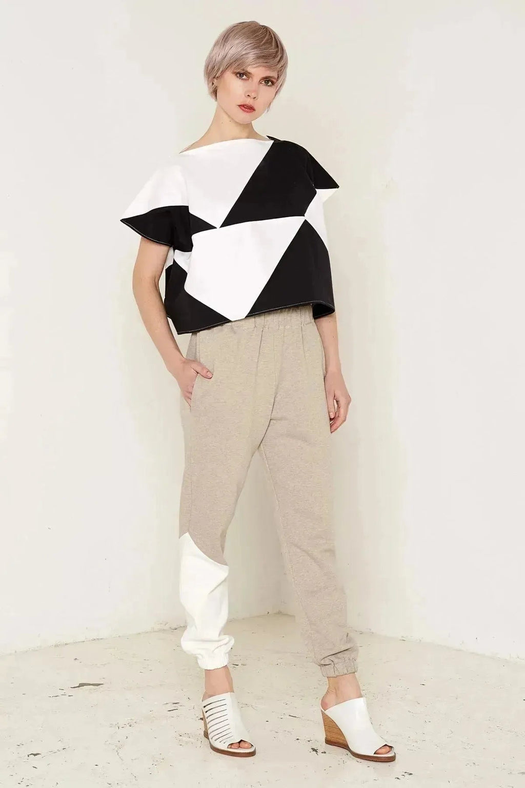 Mercury Top (Black and White)