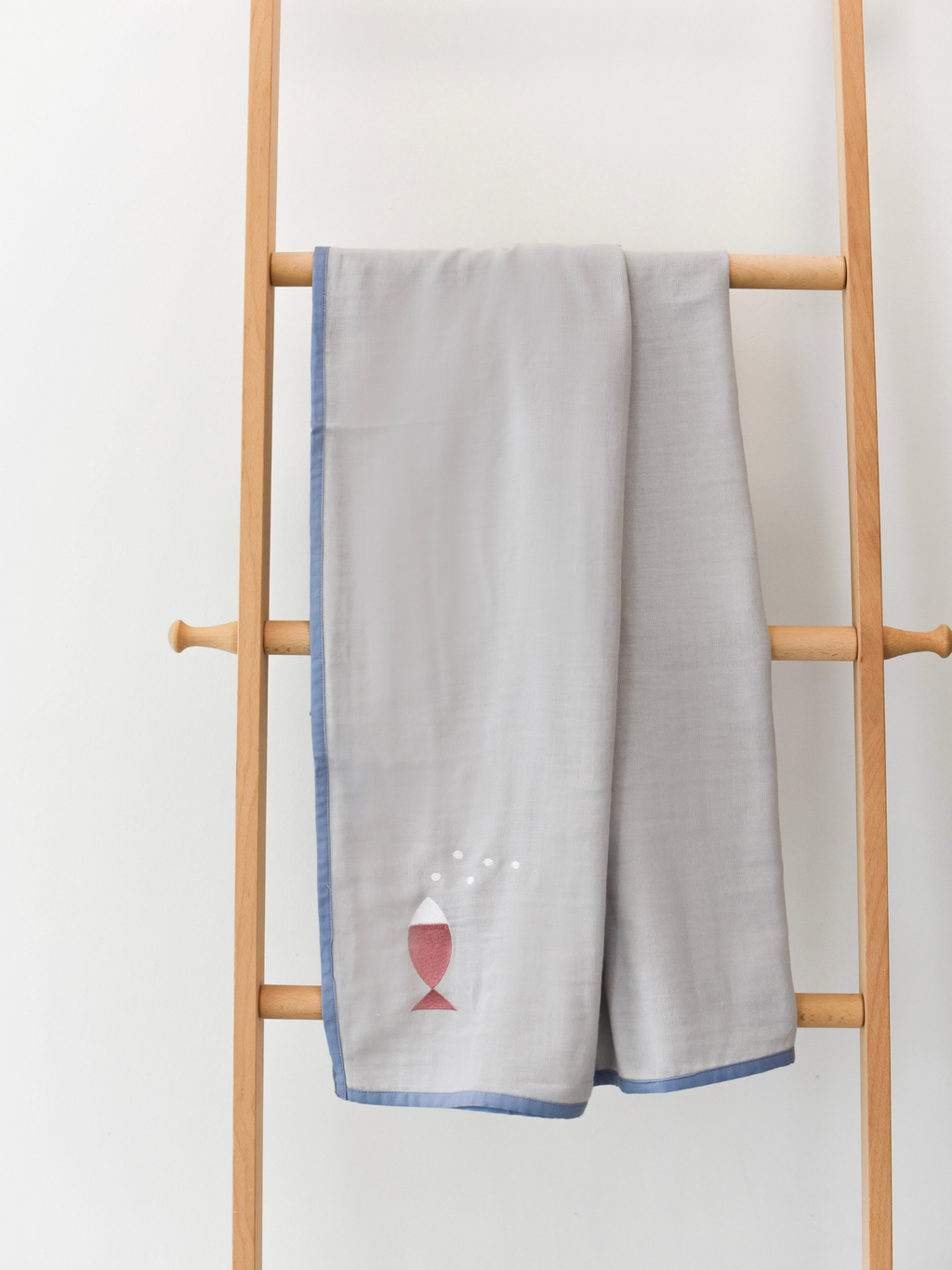 Organic Muslin Swaddle - Fish Dance｜For Kids and Baby