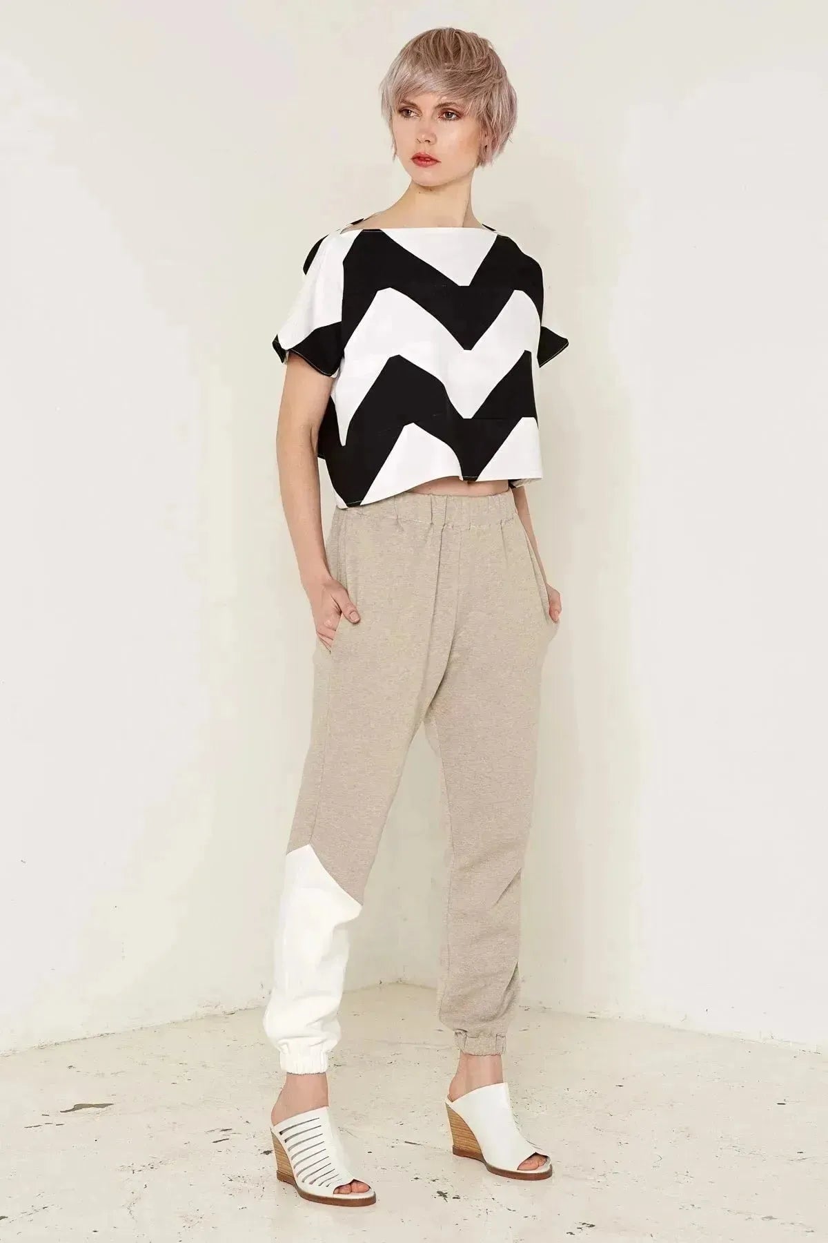 Namaka Top (Black and White)