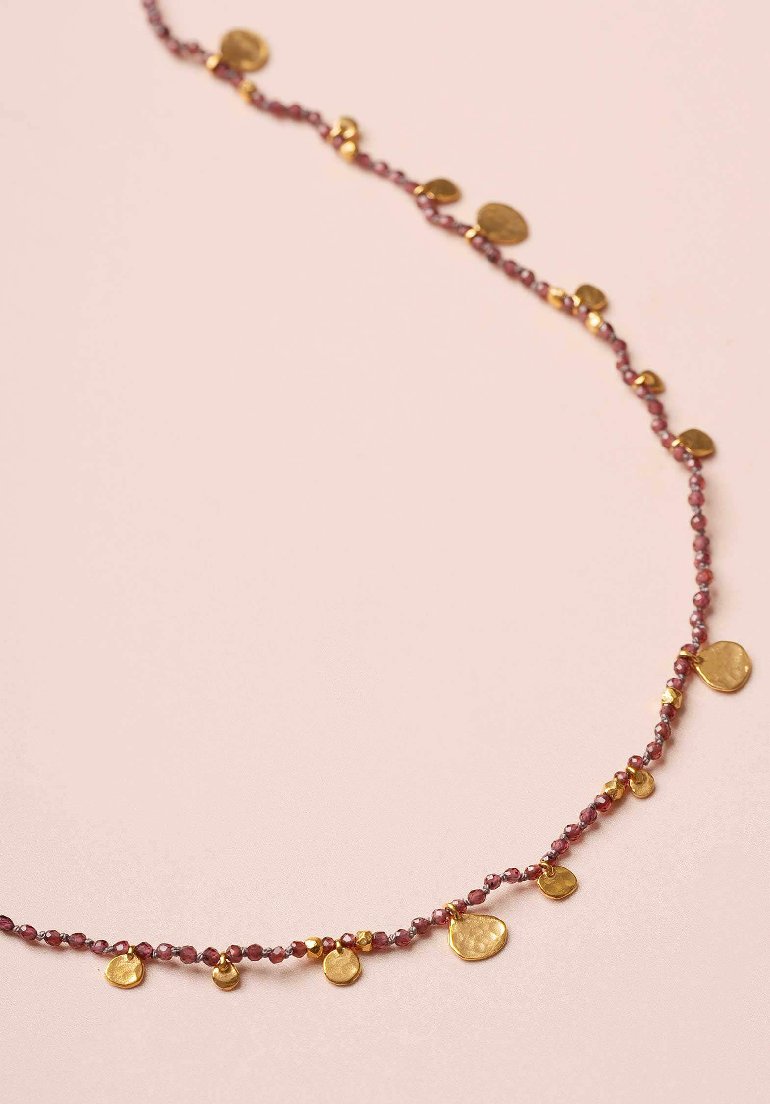N38a-g Necklace Smarties Short Garnet