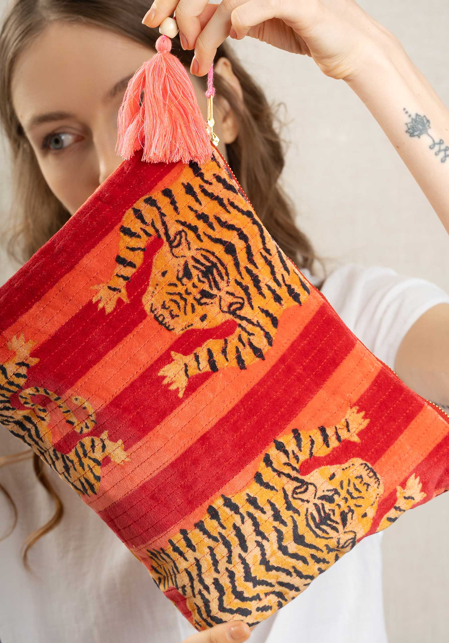 Pouch 2042 Tiger Orange