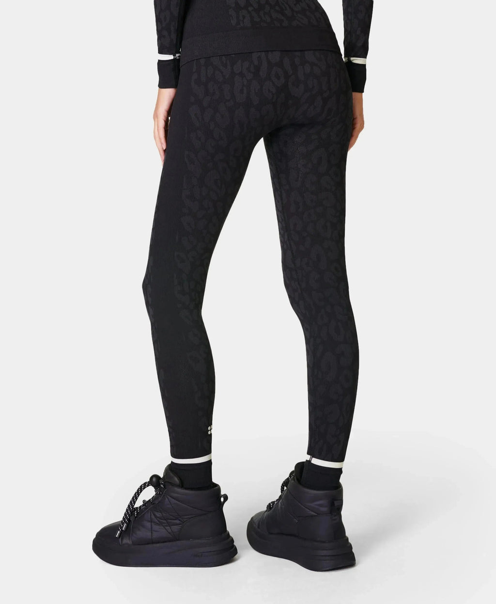 Leopard Jacquard Base Layer Le Sb8635a Black-Leopard-Paint