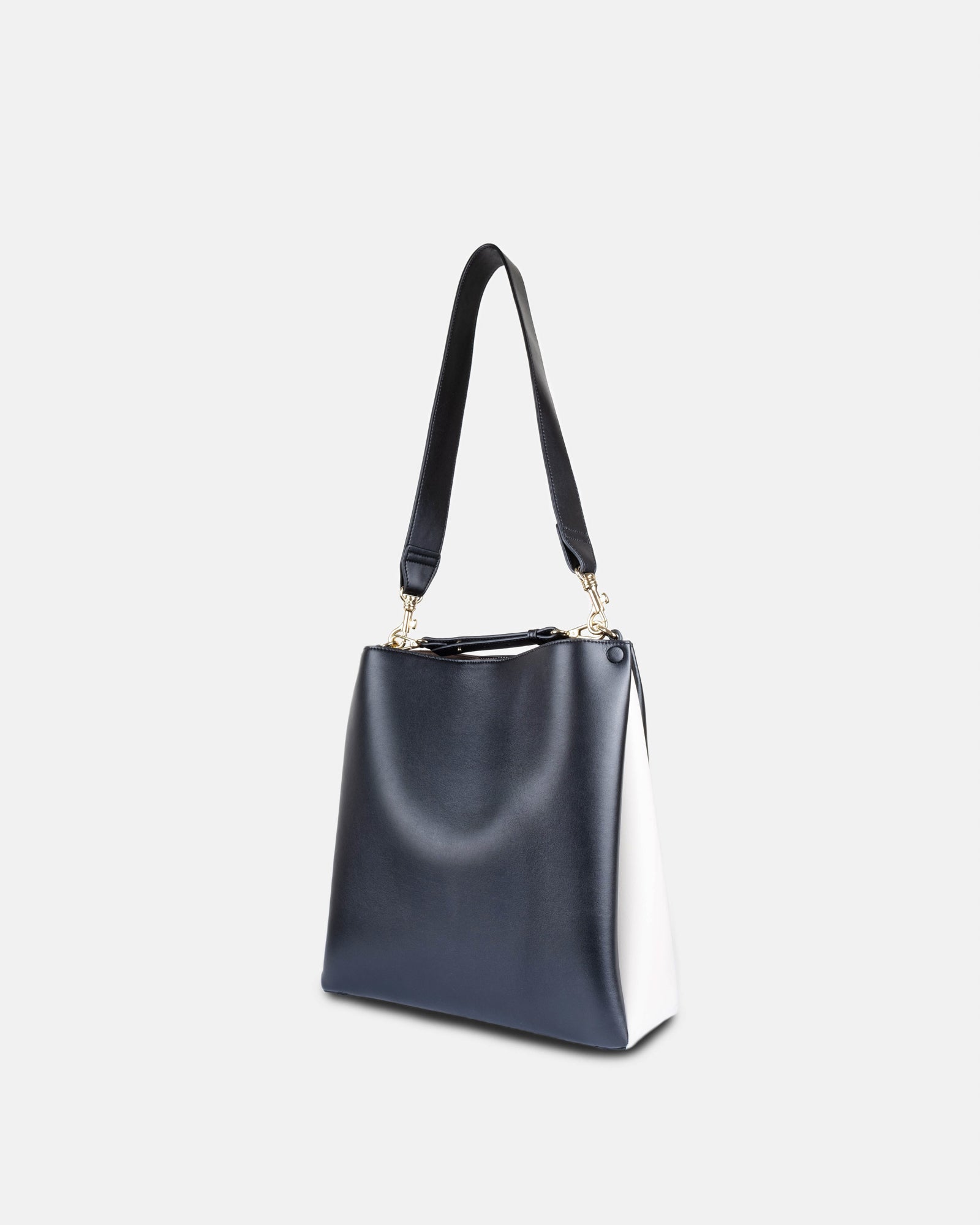 Two-Tone Tote â€?BLACK & OAT