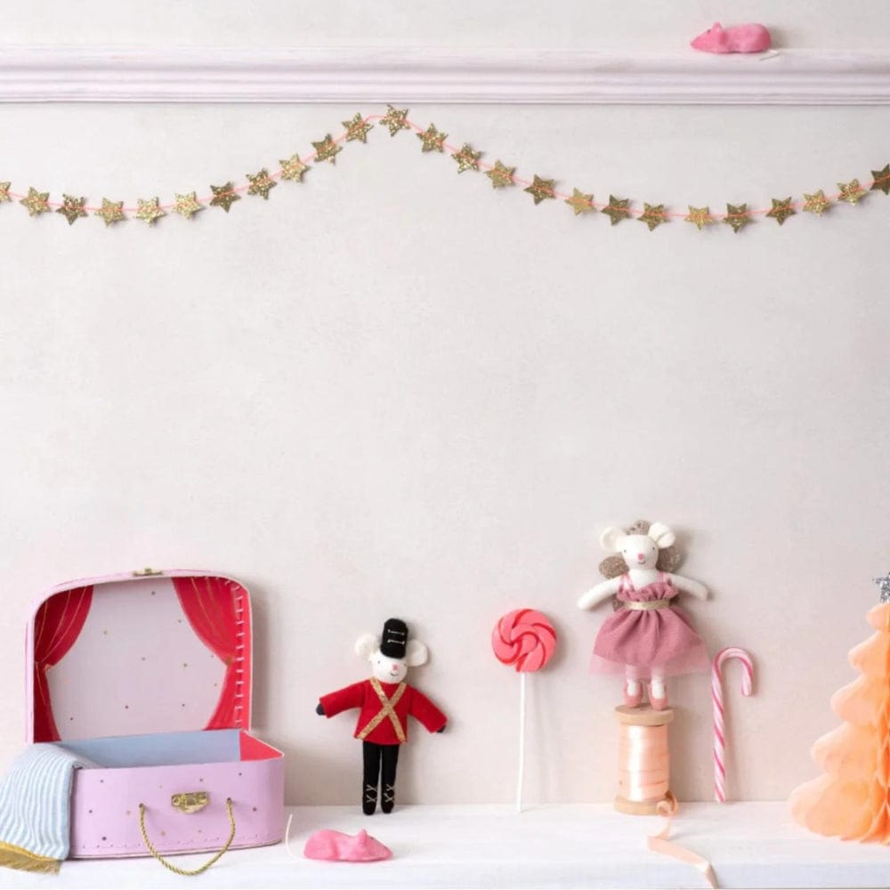 Theater Suitcase & Ballet Dancer Dolls