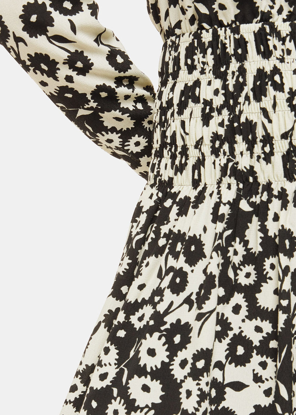 Riley Floral Shirred Dress 38507 Black-multi