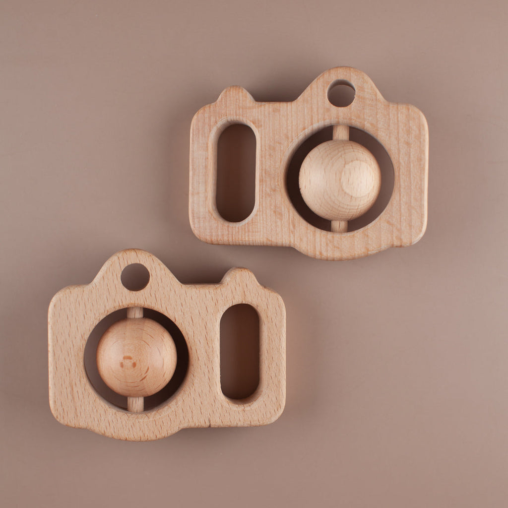 Camera Beech Wood Teether