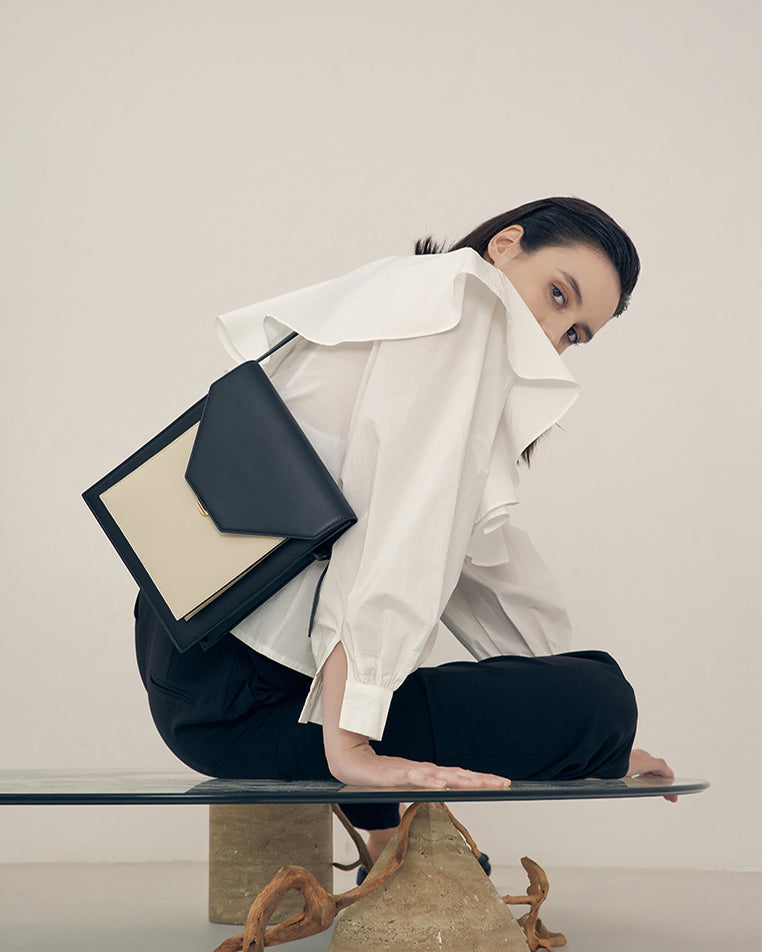 Cedar Bag â€?BLACK & OAT