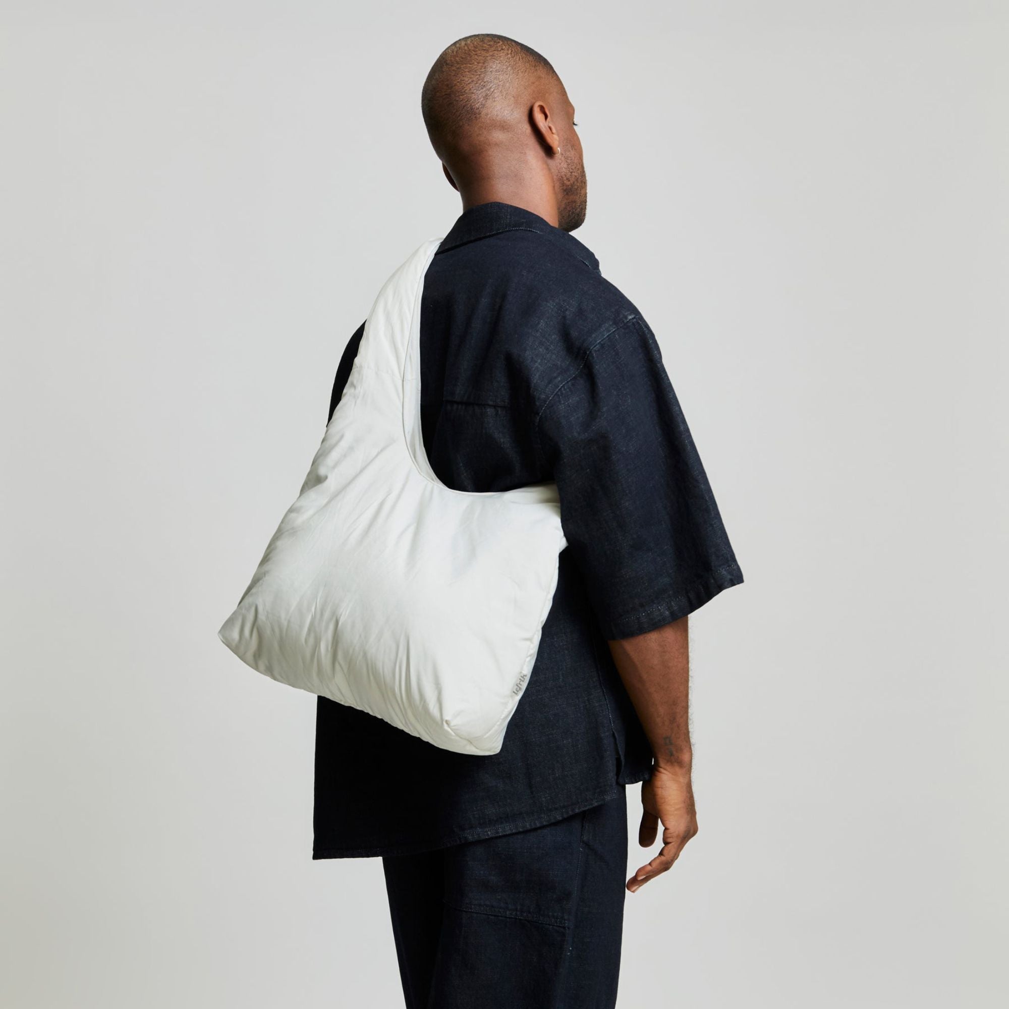 Biwa Puffy Bag - Ice