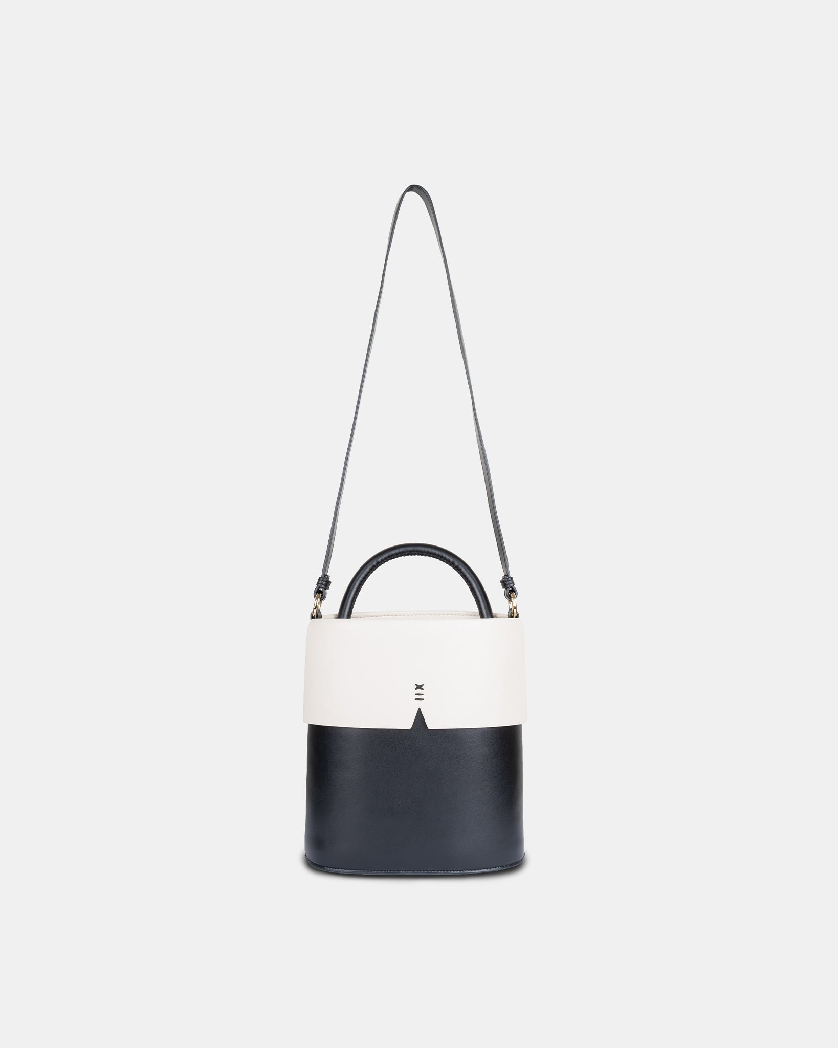 Gaia Bucket Bag
