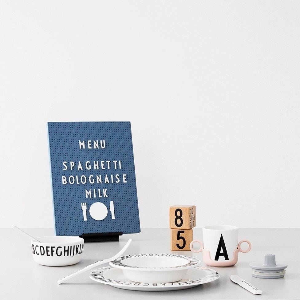 Handle for melamine cup