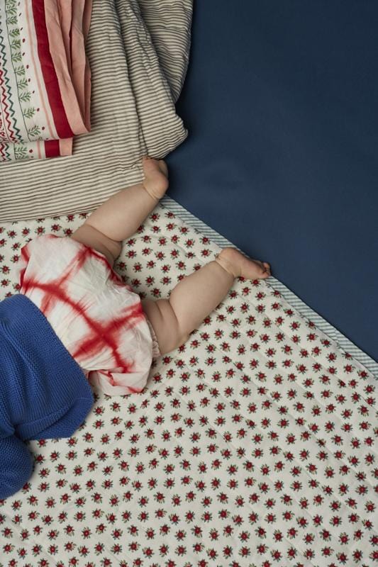 Mini Reversible Quilted Bed Cover - Matisse Mini Flower