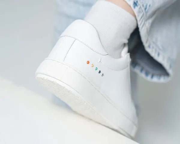 SYDNEY | Classic Recycled Leather sneakers in White - for him & her